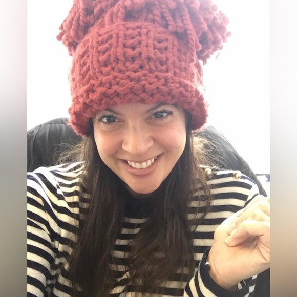 Meet your Posher, Whitney - Picture 11 of 16